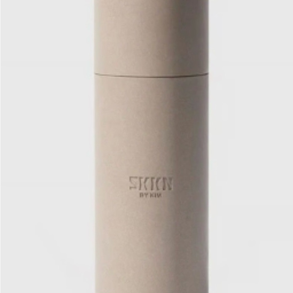 Brand new SKKN by Kim cleanser
